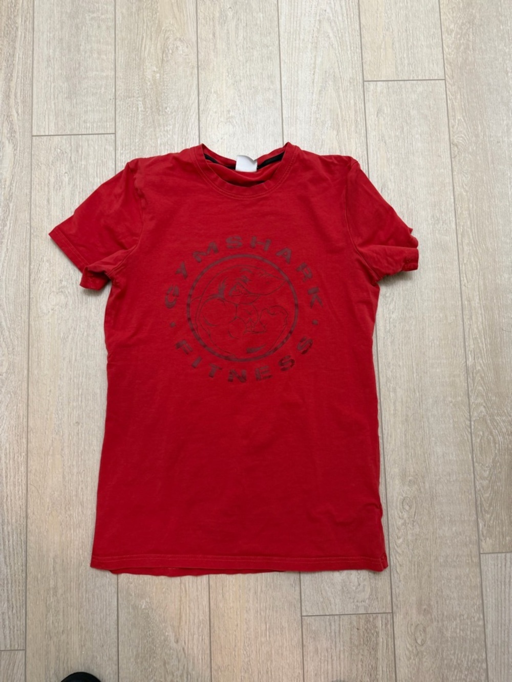 Gymshark Red Graphic T-Shirt XS Athletic Fit - Picture 2 of 5